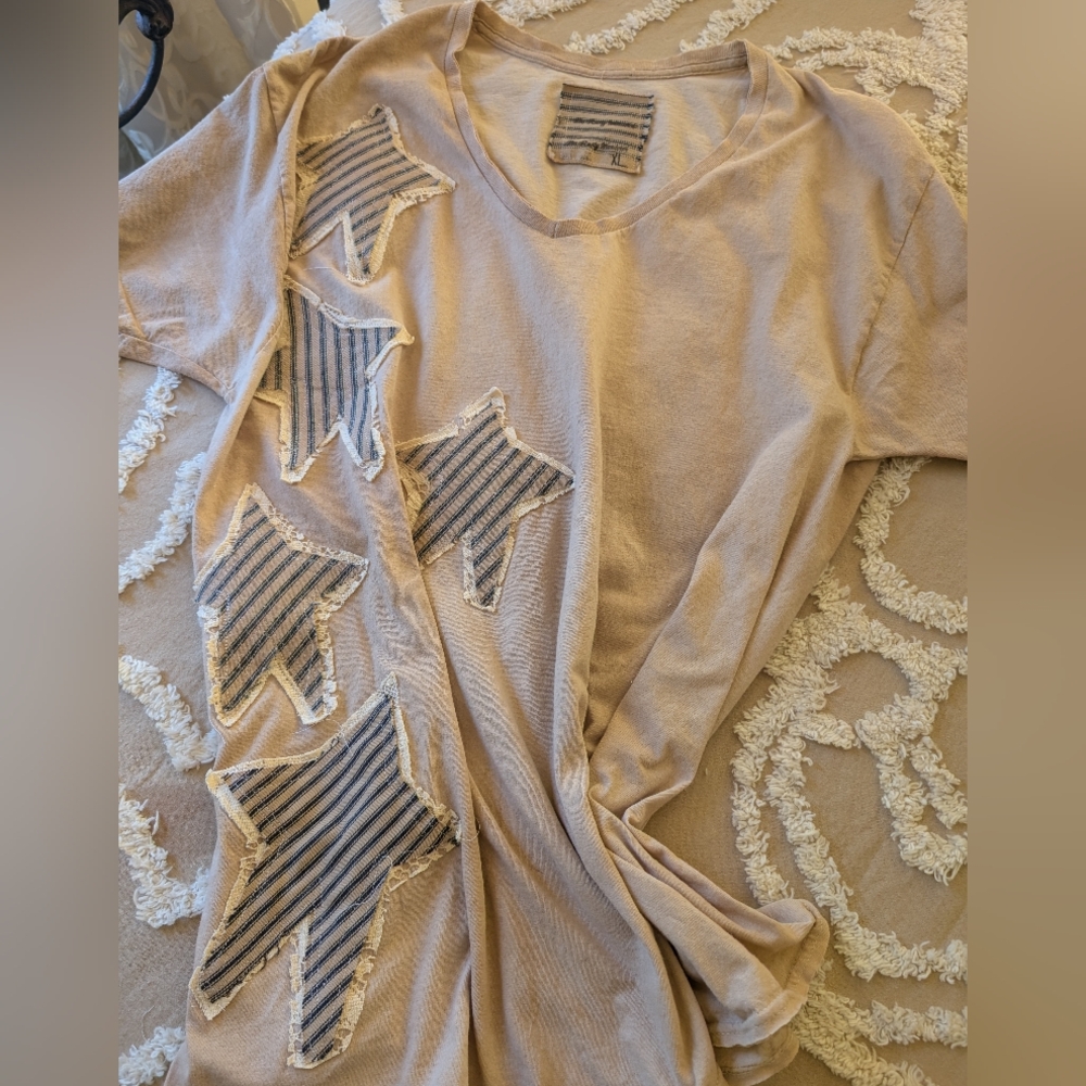 Star tee shirt, upcycled tea-dyed shirt w stars/lace, Hippie Boho Gypsy vibe - Picture 5 of 8